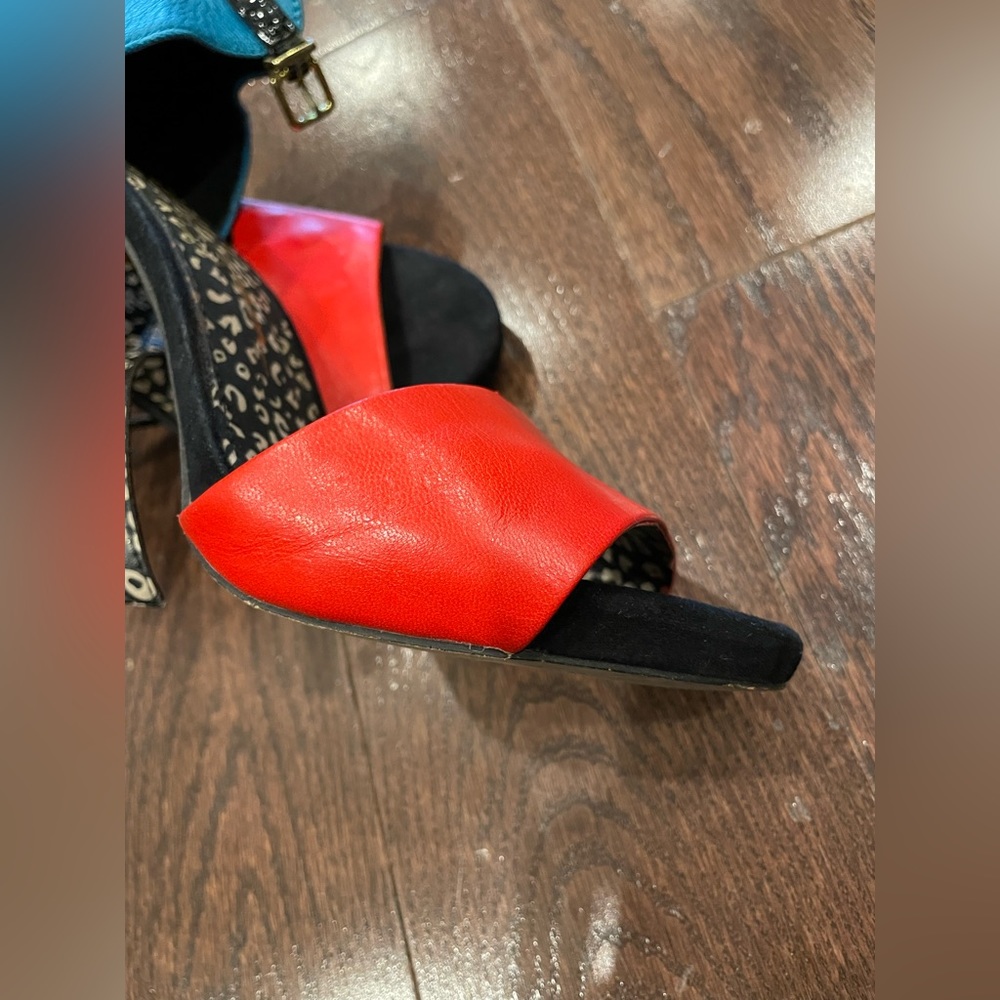 Color block heels - Picture 2 of 5